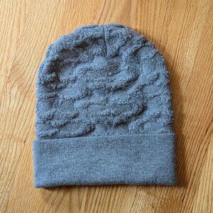 COACH Authentic Dove Grey Wool Logo Beanie - Unisex EUC